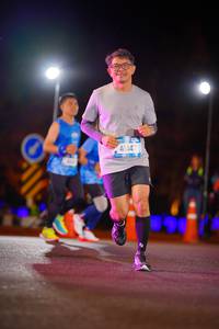 BIB: 4144
                            <button type="button" onclick="openModal(21572485)" class="btn btn-primary btn-sm float-right btn-popup" data-toggle="modal" data-target=".modal-high-quality">
                        <i class="fas fa-shopping-cart"></i> Add to Cart
                    </button>
                                            <button type="button" onclick="isThisMe(21572485, true)" class="btn btn-success btn-sm float-right btn-popup btn-isme hidden" data-toggle="tooltip" data-placement="bottom" title="นี่คือรูปของคุณใช่ไหม คลิกที่นี่เพื่อเอาเข้าอัลบั้ม">
                        <i class="fas fa-plus"></i> Add to album
                    </button>
                    <button type="button" onclick="isThisMe(21572485, false)" class="btn btn-warning btn-sm float-right btn-popup btn-isnotme hidden">
                        <i class="fas fa-ban"></i> Remove from album
                    </button>